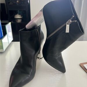 Michael Kors ankle bottoms